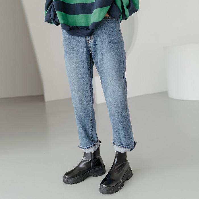 Nigi semi baggy denim pants 45552
