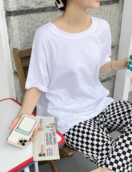 벌티 패치 뒷리본 Short-sleeve T-shirt 65893